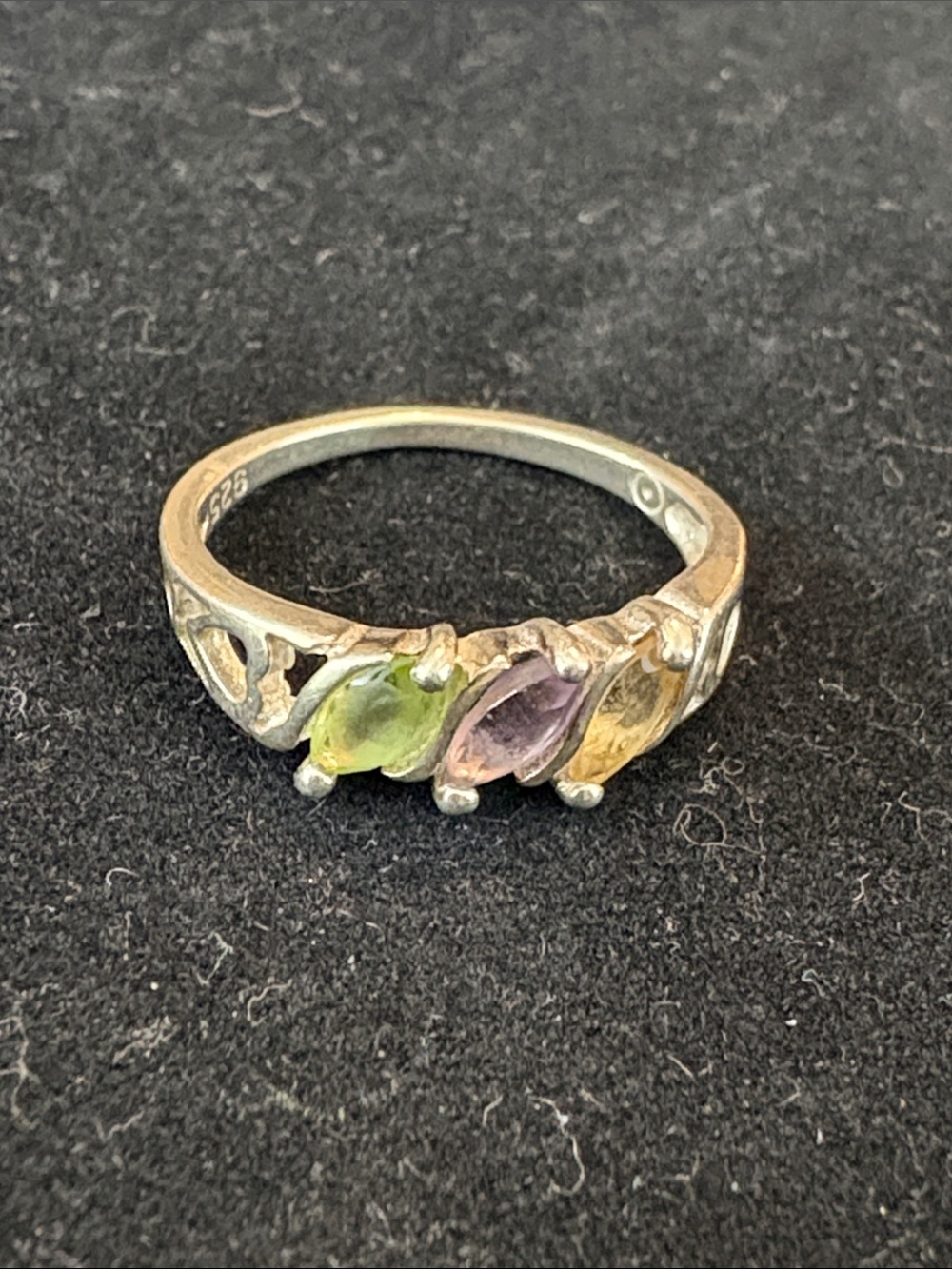 Gemstones Ring in Silver 925 sz8